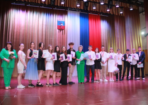 «Выпускной вечер для 9-ых и 11-го класса»