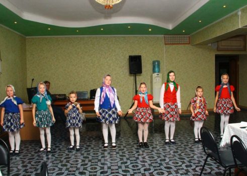 «Ладушки, ладушки — дедушки и бабушки»