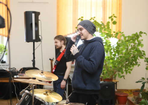 «На рок-островах»